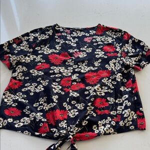 Madewell Floral Blouse - Navy and Red Size: M NWOT ✨
